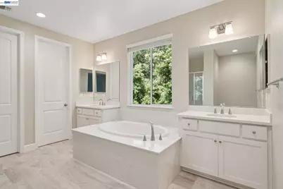 122 Creek View Cir, Fairfield, CA 94533 - Photo 28