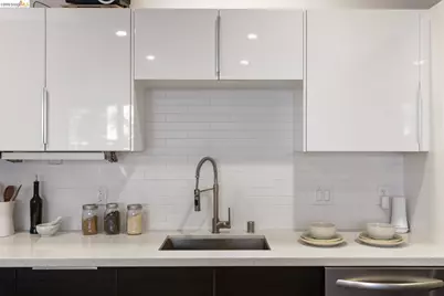 2010 9th St, Berkeley, CA 94710 - Photo 10