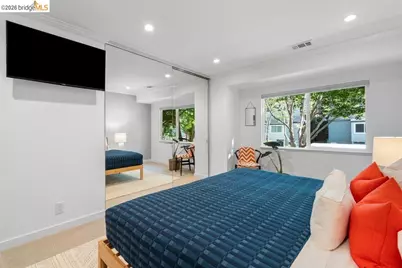 91 Emery Bay Dr, Emeryville, CA 94608 - Photo 30