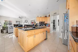 1021 Pacific Grove Ct, Brentwood, CA 94513 - Photo 16