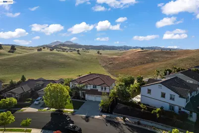 1021 Pacific Grove Ct, Brentwood, CA 94513 - Photo 38