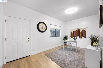 1526 Munson Way, Oakland, CA 94606 - Photo 20