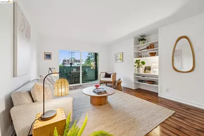 199 Montecito Ave #301, Oakland, CA 94610 - Photo 2