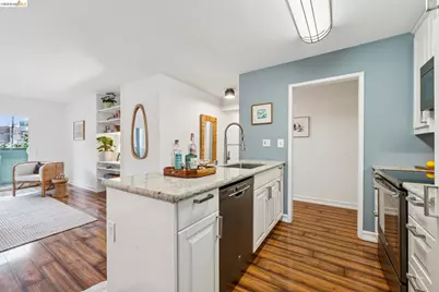 199 Montecito Ave #301, Oakland, CA 94610 - Photo 12