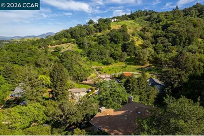 14 Springhill Lane, Lafayette, CA 94929 - Photo 46