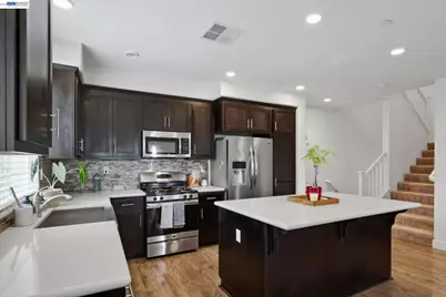 5659 Daylily St, Newark, CA 94560 - Photo 10