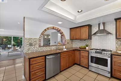 35587 Reymouth Dr, Newark, CA 94560 - Photo 14