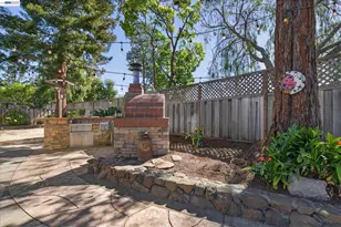 35587 Reymouth Dr, Newark, CA 94560 - Photo 32