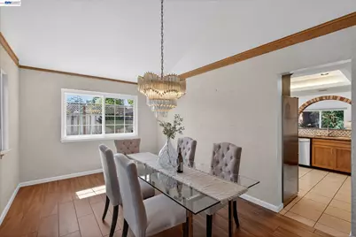 35587 Reymouth Dr, Newark, CA 94560 - Photo 12