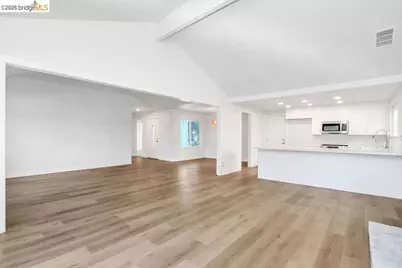 1060 Woodglen Dr, Oakley, CA 94561 - Photo 8