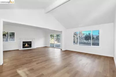 1060 Woodglen Dr, Oakley, CA 94561 - Photo 6