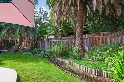 1331 Springbrook Rd, Walnut Creek, CA 94597 - Photo 32