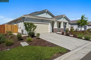 4380 Secretariat Way, Roseville, CA 95747 - Photo 2