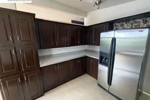 23 Palm Dr, Union City, CA 94587 - Photo 8