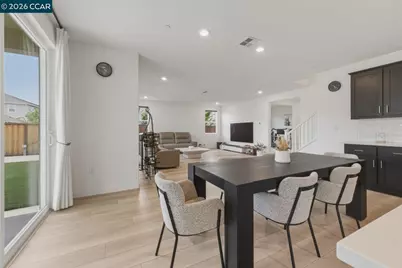 5409 Spring Mountain Ln, Antioch, CA 94531 - Photo 8