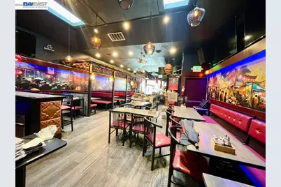 366 8th St, Oakland, CA 94607 - Photo 4