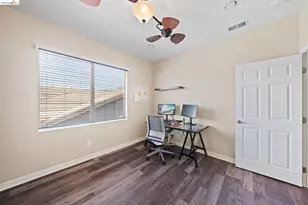 2350 Winchester Loop, Discovery Bay, CA 94505 - Photo 30