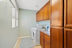 2350 Winchester Loop, Discovery Bay, CA 94505 - Photo 30