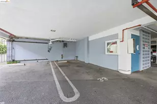 2634 Virginia St, Berkeley, CA 94709 - Photo 30