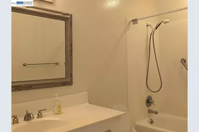 19100 Crest Ave #24, Castro Valley, CA 94546 - Photo 18