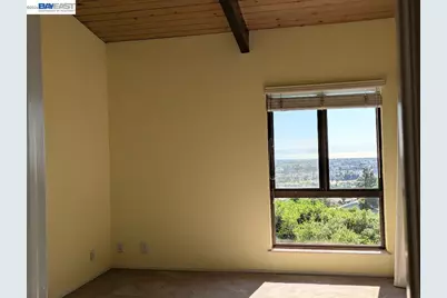 19100 Crest Ave #24, Castro Valley, CA 94546 - Photo 16