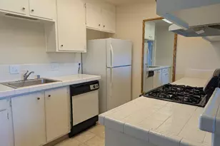 19100 Crest Ave, Castro Valley, CA 94546 - Photo 8