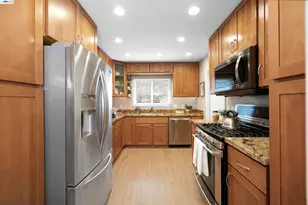 22643 Valley View Dr, Hayward, CA 94541 - Photo 14