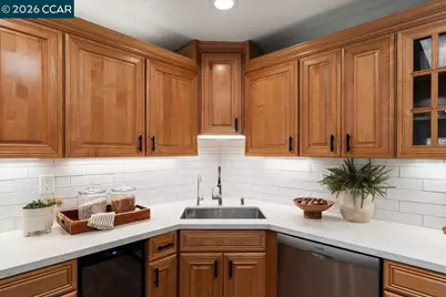 4175 Pickwick Dr, Concord, CA 94521 - Photo 2