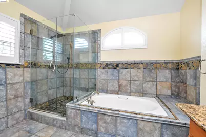 5460 Azure Ct, Discovery Bay, CA 94505 - Photo 30