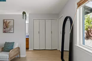 1724 Carriage Dr, Walnut Creek, CA 94598 - Photo 36