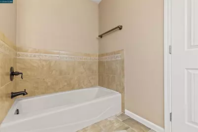 1724 Carriage Dr, Walnut Creek, CA 94598 - Photo 36