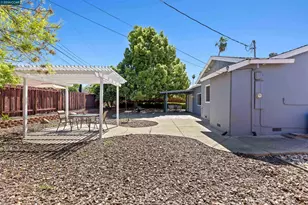 1724 Carriage Dr, Walnut Creek, CA 94598 - Photo 48