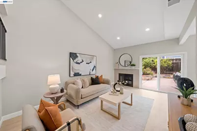 5405 Diana Common, Fremont, CA 94555 - Photo 2