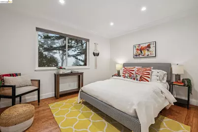 18 North Cir, Oakland, CA 94611 - Photo 42