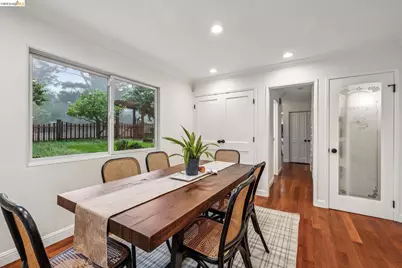 18 North Cir, Oakland, CA 94611 - Photo 24