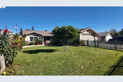 9957 Nebula Way, Sacramento, CA 95827 - Photo 2