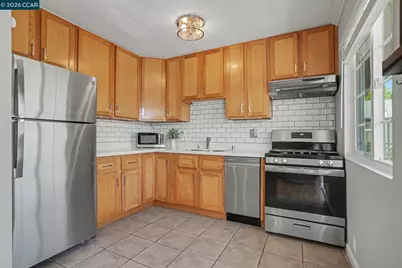 1266 62nd St #A, Emeryville, CA 94608 - Photo 6