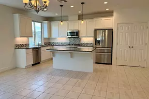 937 Lindsay Ln, Clovis, CA 93619 - Photo 8