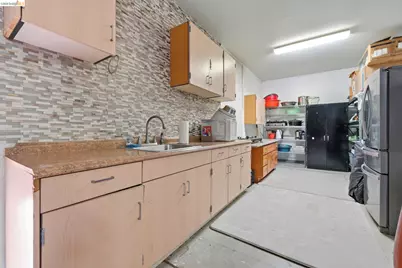 4568 Le Conte Cir, Antioch, CA 94531 - Photo 36