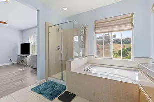 4568 Le Conte Cir, Antioch, CA 94531 - Photo 12