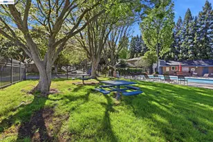 2216 Segundo Ct, Pleasanton, CA 94588 - Photo 30