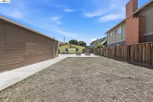 84 Oakes Blvd, San Leandro, CA 94577 - Photo 44