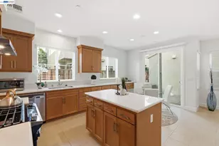 8553 Schooner Way, Newark, CA 94560 - Photo 2