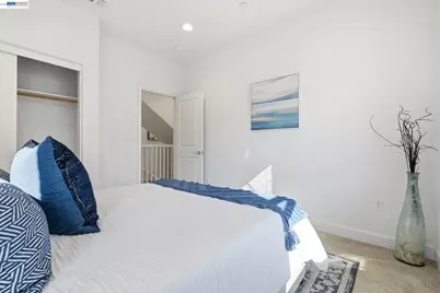 8553 Schooner Way, Newark, CA 94560 - Photo 14