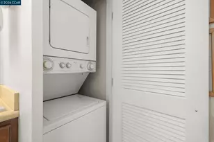 2057 Golden Rain Rd, Walnut Creek, CA 94595 - Photo 16