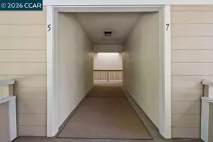 3341 Tice Creek Dr, Walnut Creek, CA 94595 - Photo 2