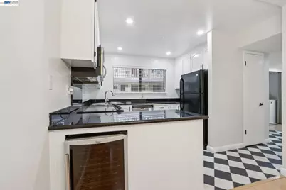 99 Cleaveland Rd #15, Pleasant Hill, CA 94523 - Photo 6