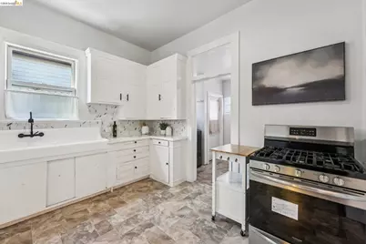 1549 5th Ave, Oakland, CA 94606 - Photo 10