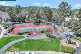 508 Valley View Ct, Martinez, CA 94553 - Photo 44