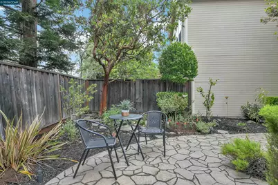 508 Valley View Court, Martinez, CA 94553 - Photo 32